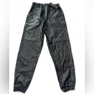 NWT Boohoo Petite Black Faux Leather Joggers | Elastic Waist | Pockets | Size 4